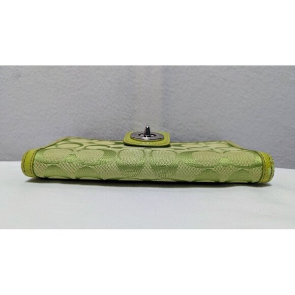 Coach Signature Canvas Patent Leather Turn Lock Long Wallet Lime Green Silver - Picture 4 of 12